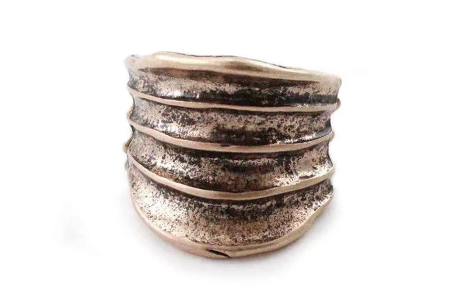 Antique layer ring