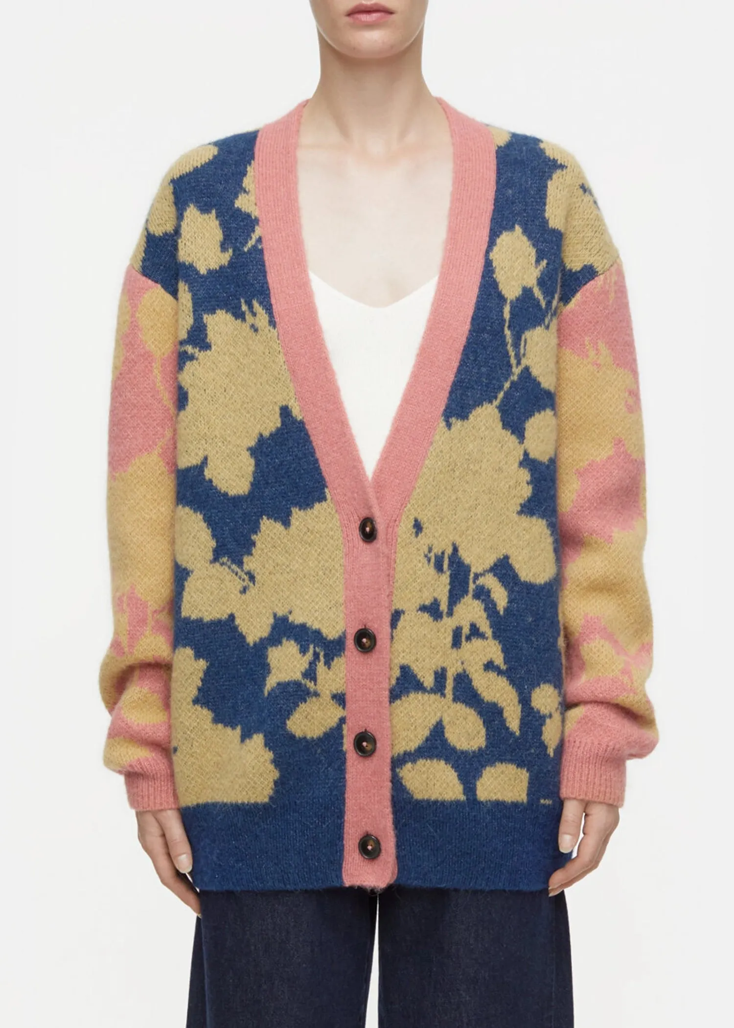 Closed V-Neck Cardigan