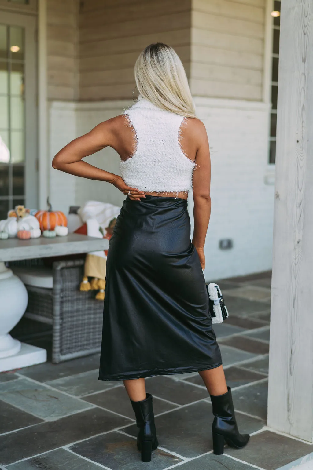 Eyelash Sleeveless Turtleneck-White