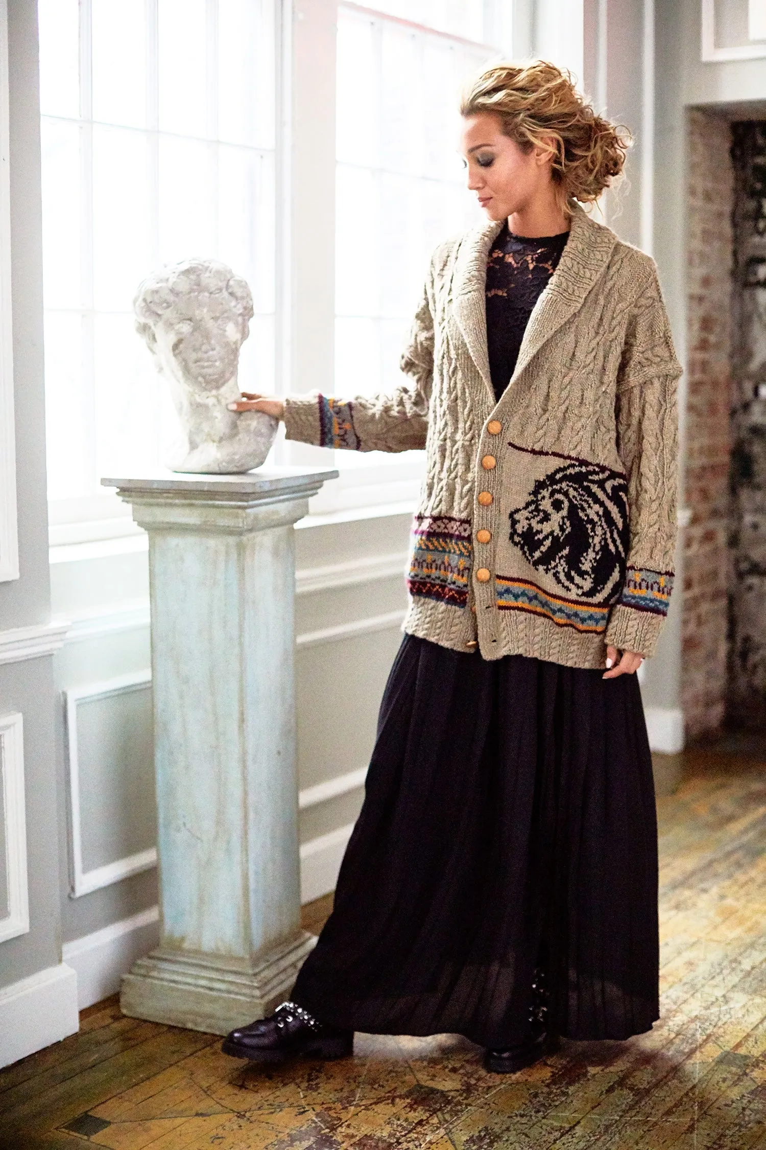 Lion King Cardigan (Knit)