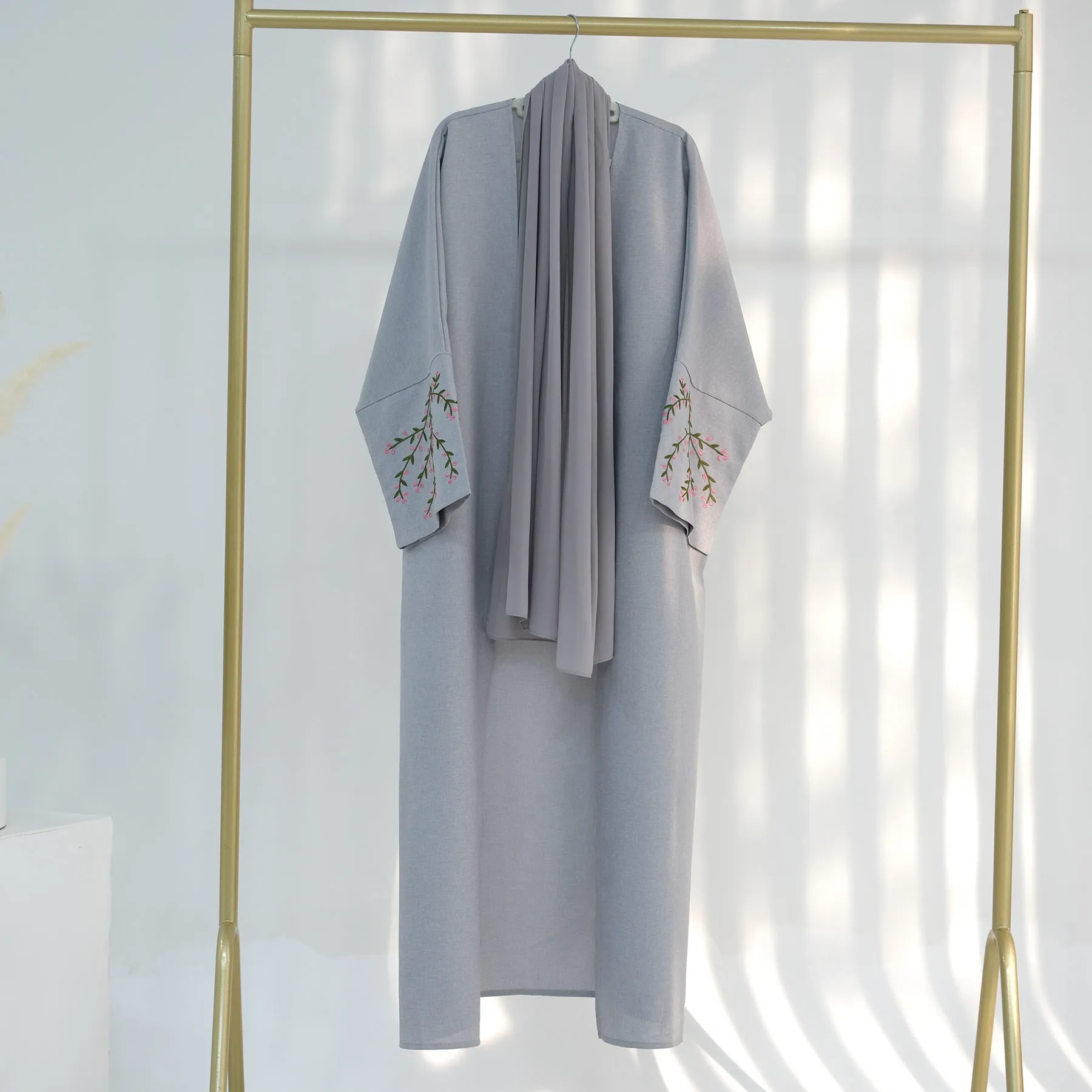 LR790 AliExpress Dubai Middle East Türkiye Dubai Flower Embroidered Elegant Cardigan Robe