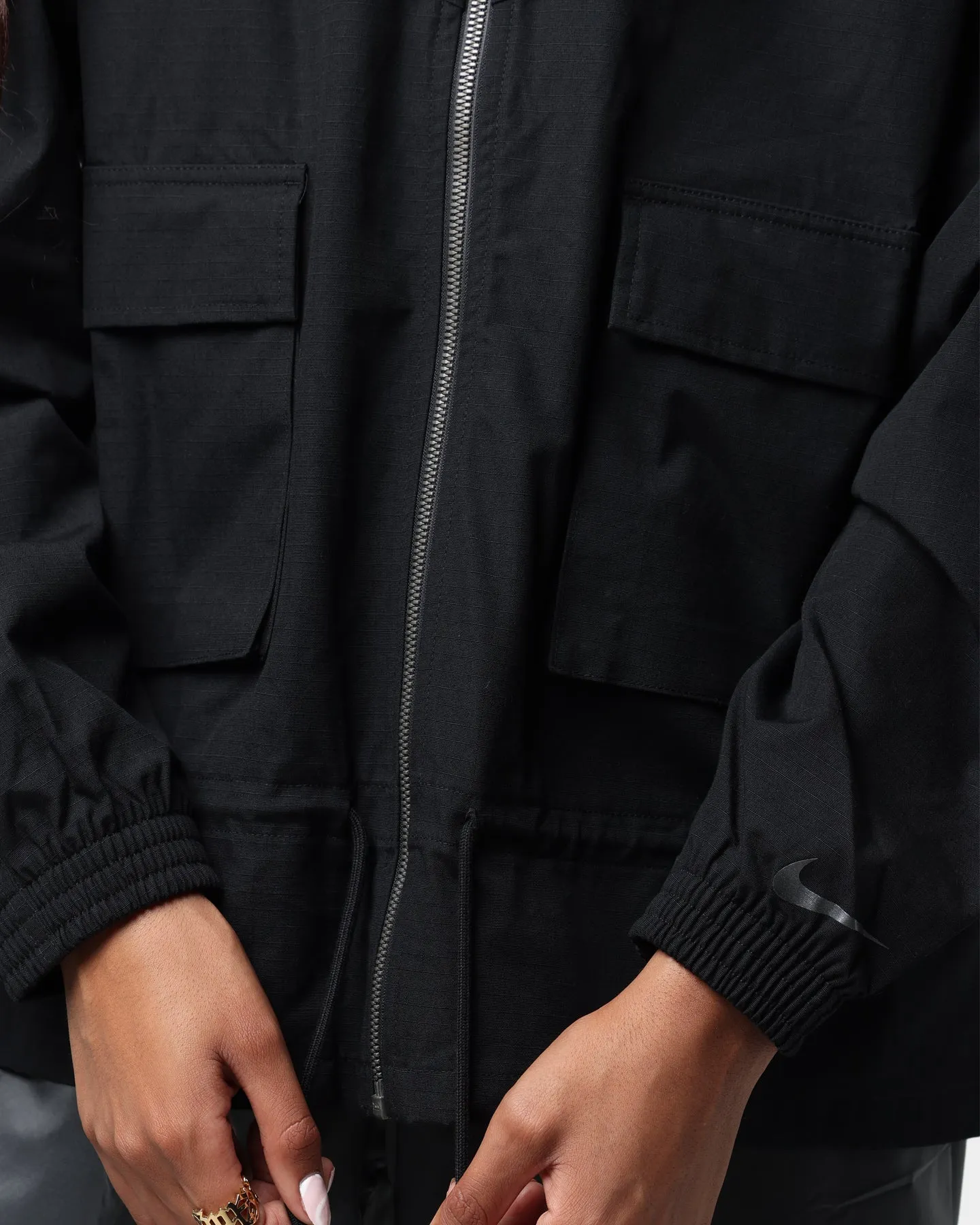 Nike Women's NSW Icon Clash Jacket Black/Dark Smoke