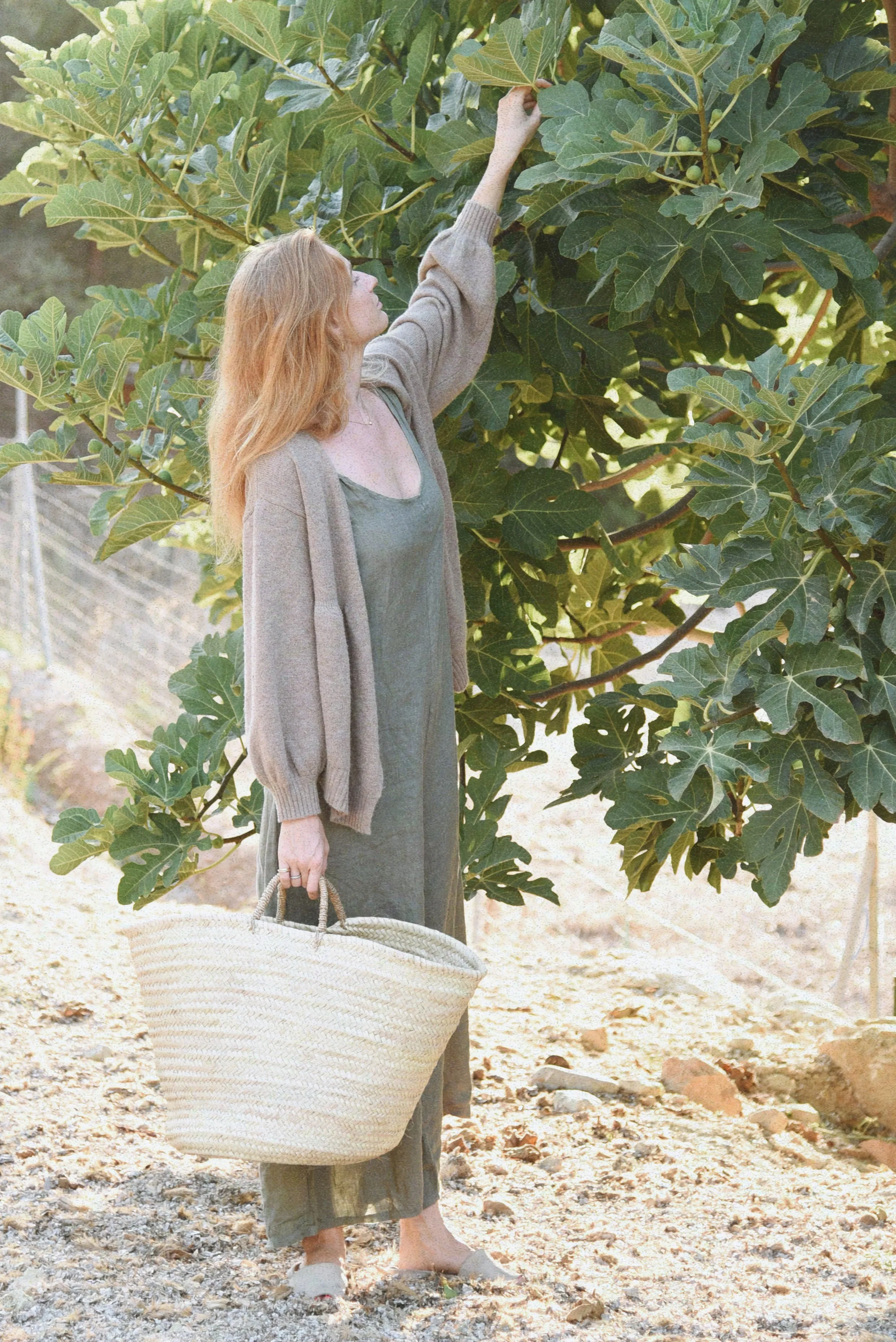 The Cashmere Yaya Cardigan // Rye