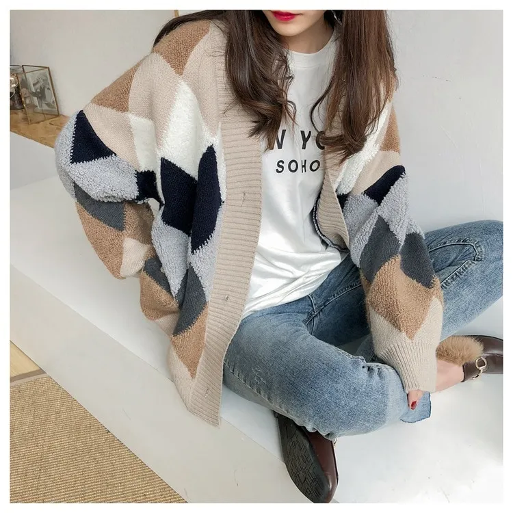 Trendy Button Puff Sleeve Cardigan Sweater - Elevate Your Style with Plaid Perfection! 🌟🧥