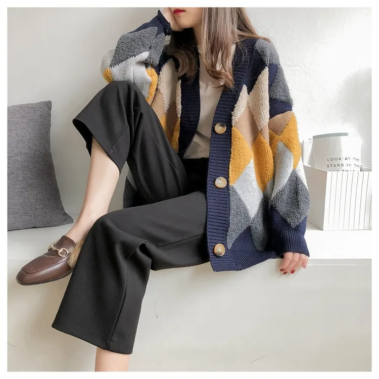 Trendy Button Puff Sleeve Cardigan Sweater - Elevate Your Style with Plaid Perfection! 🌟🧥