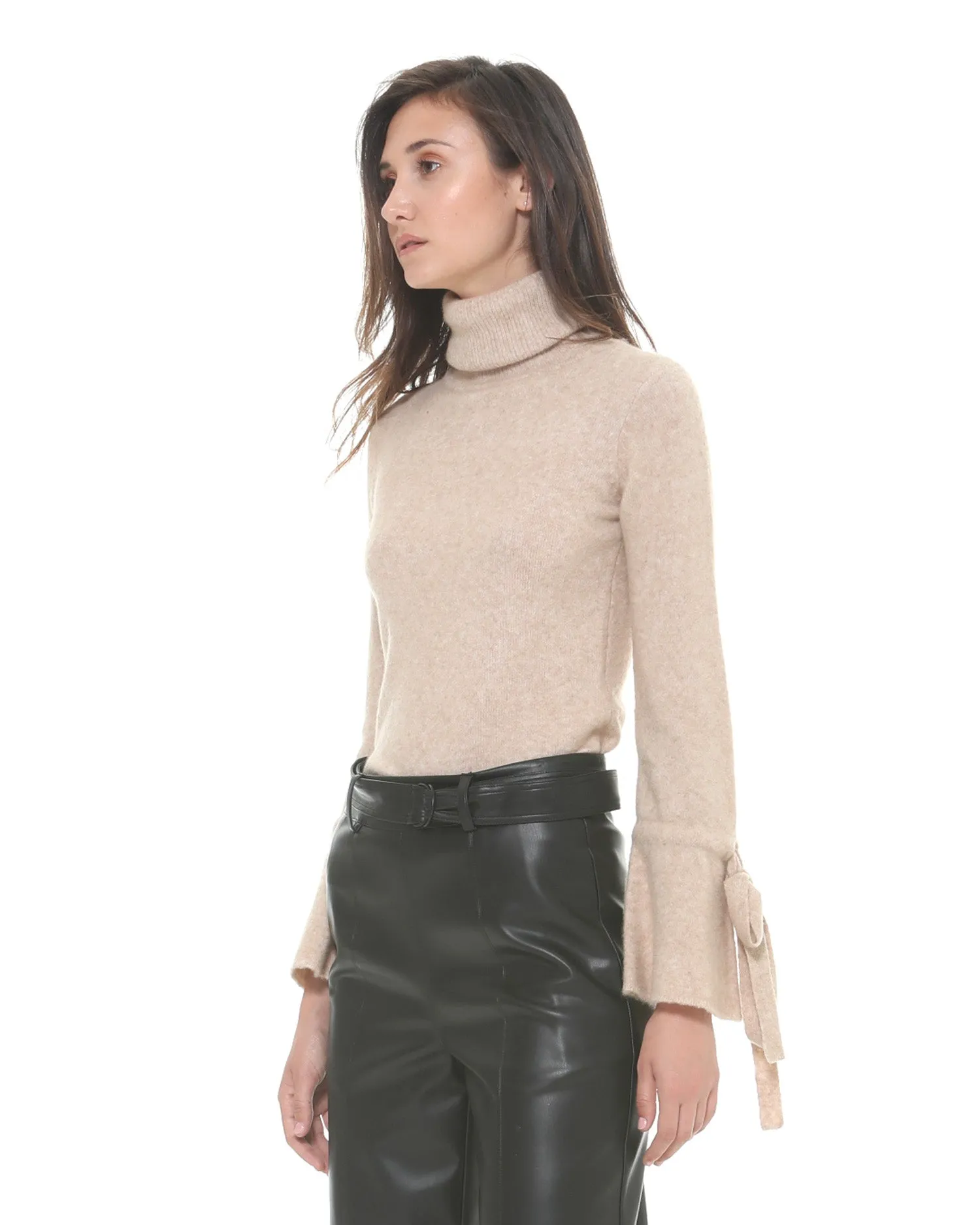 Turtleneck with bow cuffs