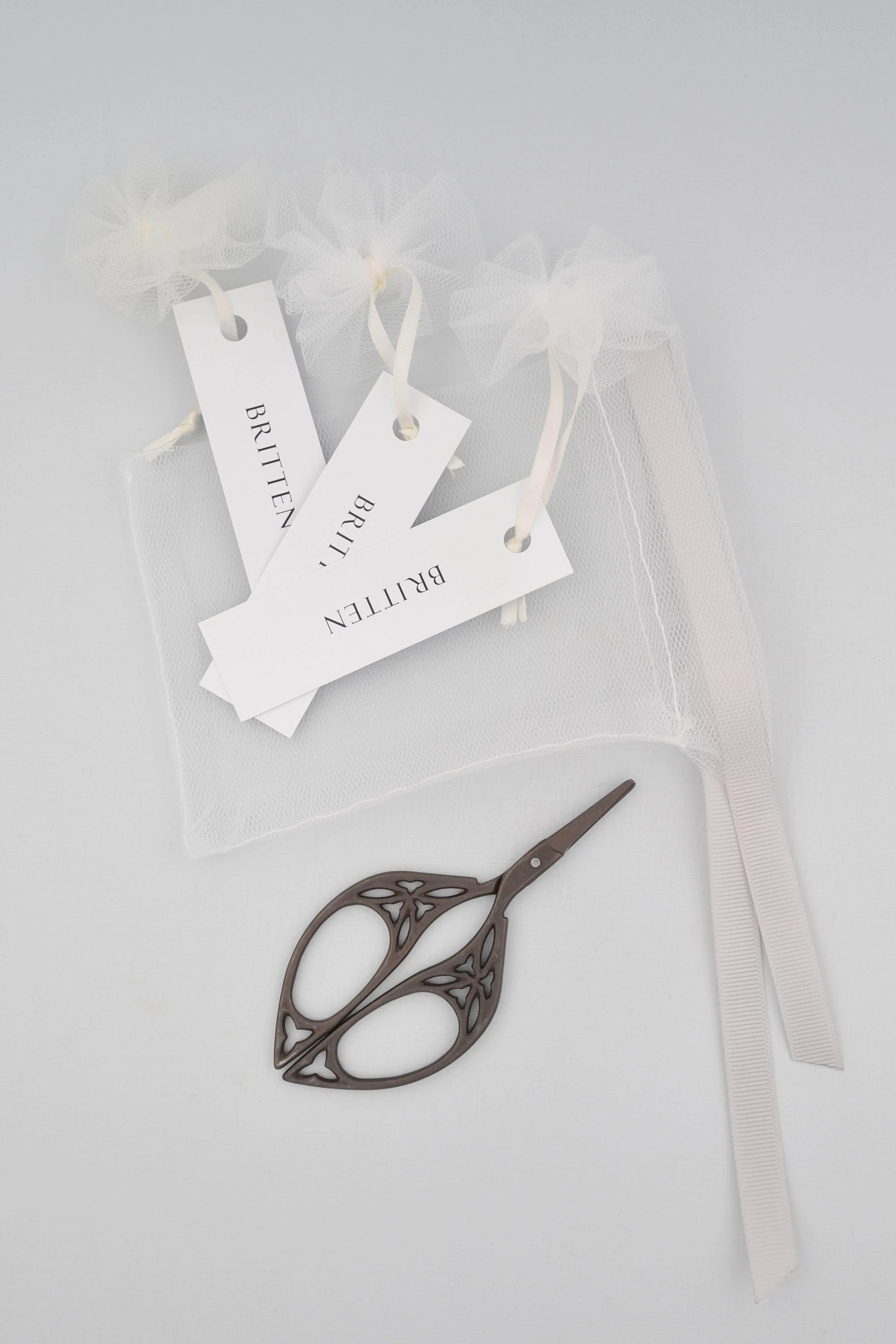 Veil swatch samples - traditional tulle