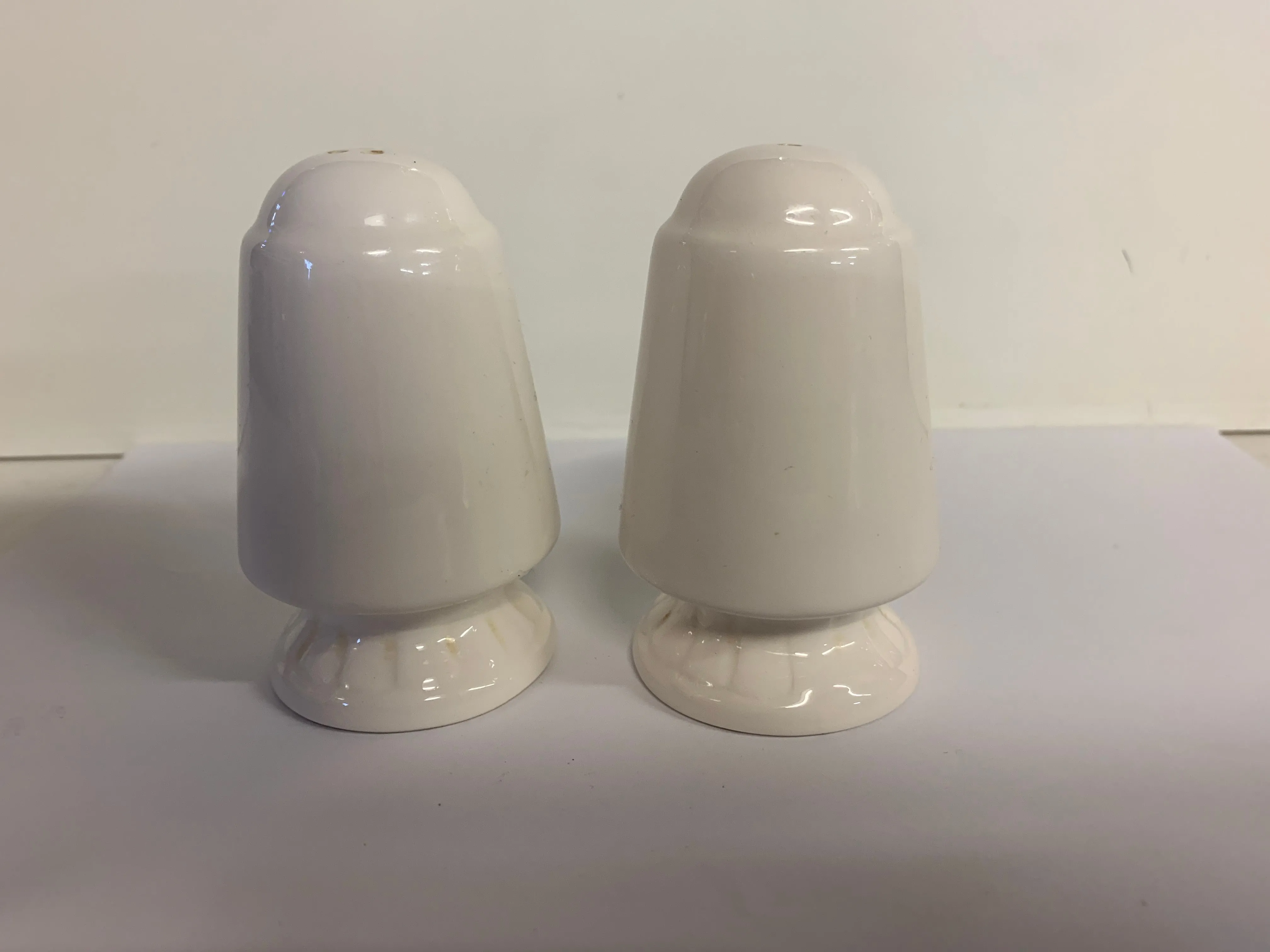 Vintage Canada St Andrews NB Souvenir Ceramic Salt & Pepper Shakers Travel Trip